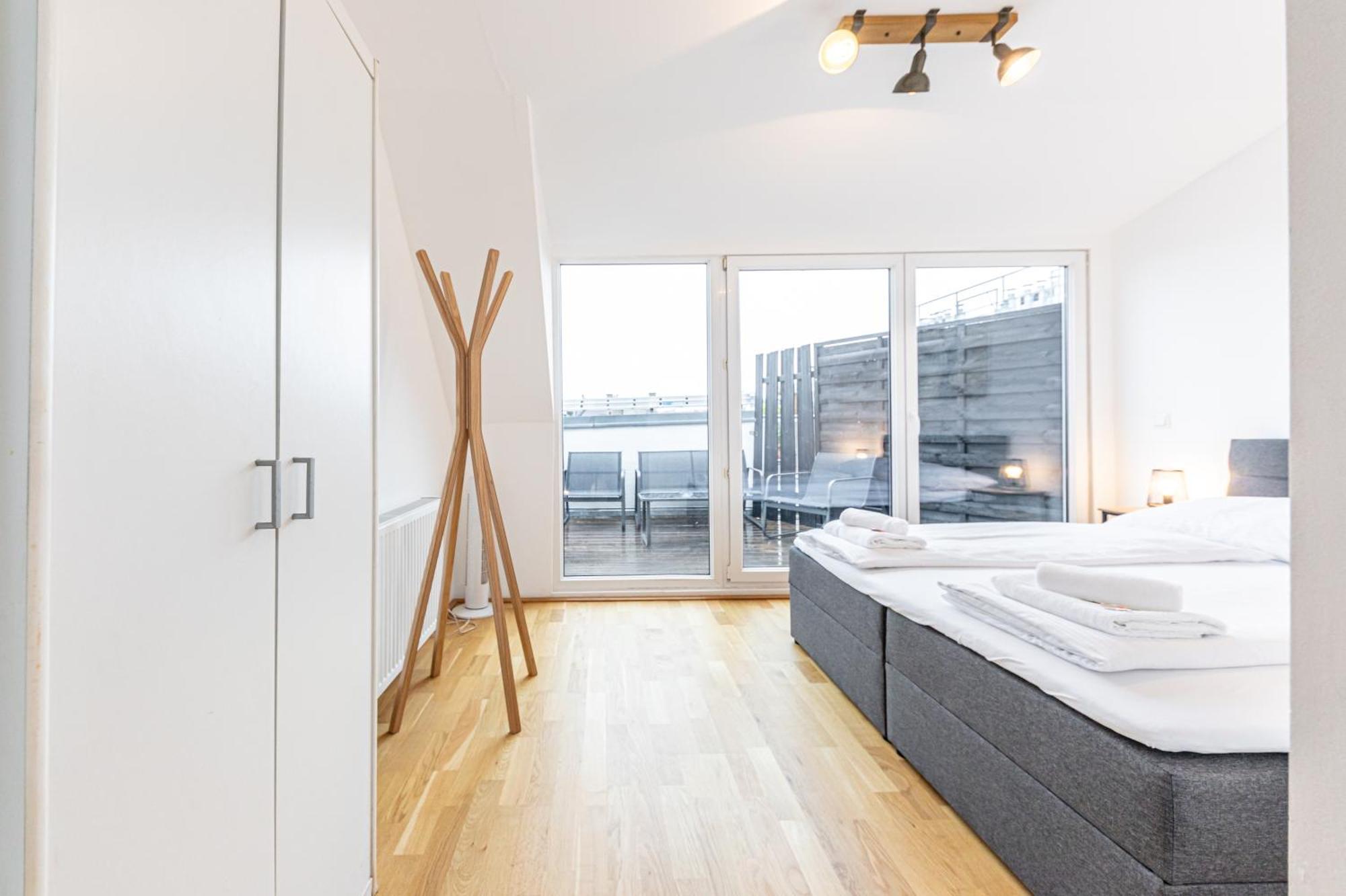 Apartment Penthouse By Jr Wien