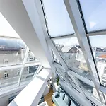 Penthouse Suites By Jr City Apartments