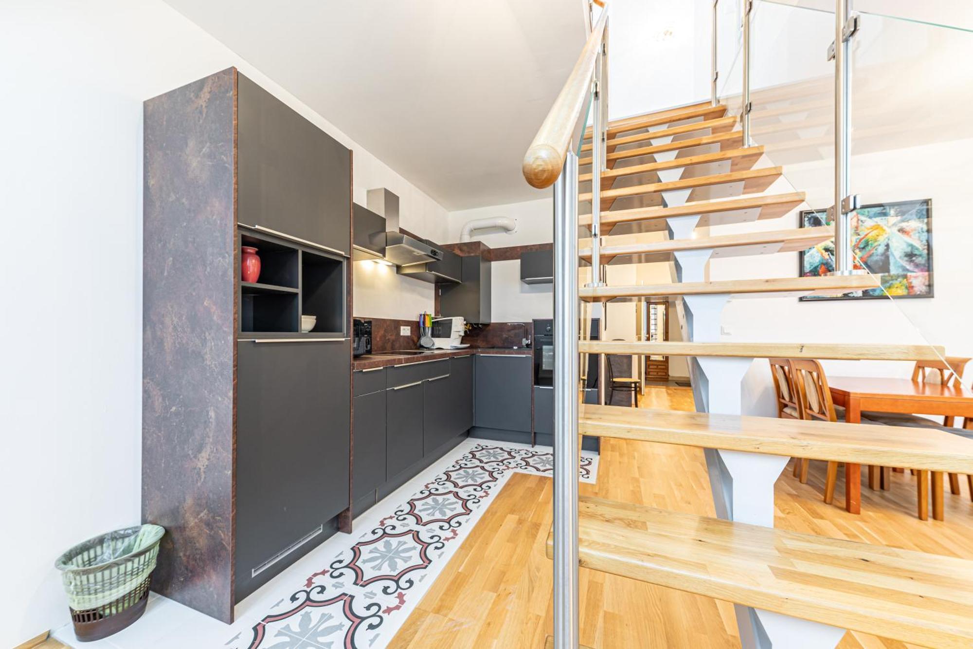 Penthouse By Jr Apartment